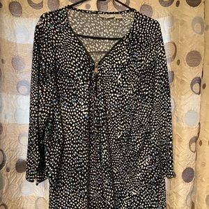 Avenue Plus Size 26/28 Studio Line Blouse. New without tags.